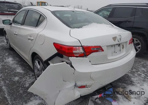 2015 Acura Ilx 2.0L z USA, uszkodzony, nr VIN 19VDE1F34FE006578